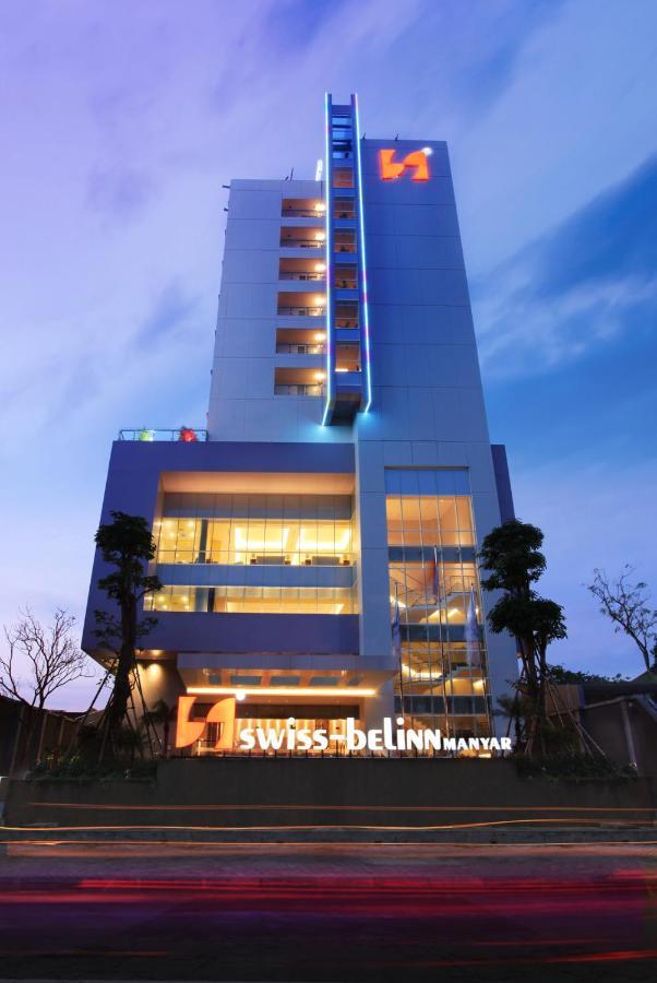 Swiss-Belinn Manyar Surabaya Exterior photo